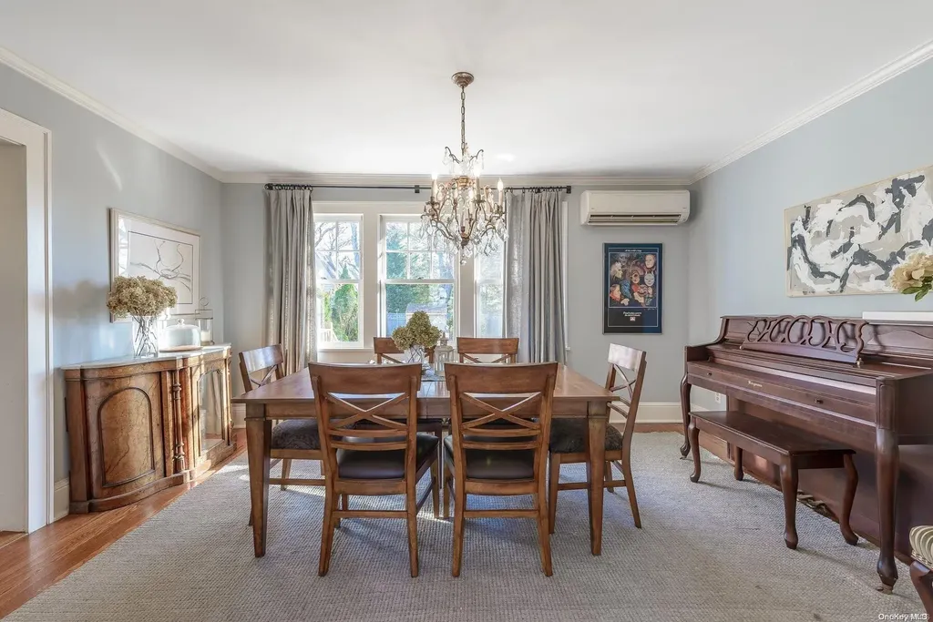 1325 Potter Boulevard Bay Shore NY 11706