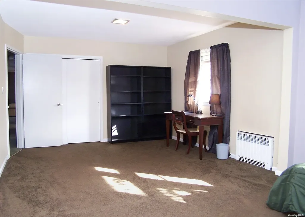 1549 5th Street West Babylon NY 11704