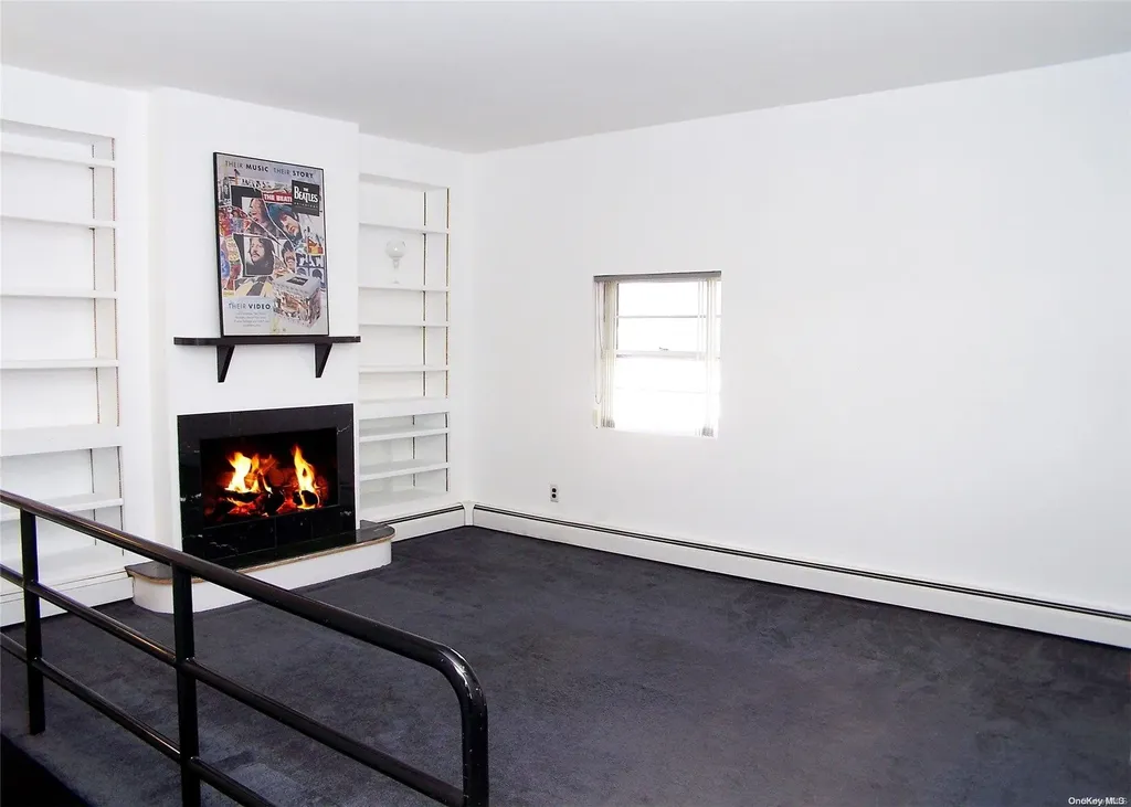 1549 5th Street West Babylon NY 11704