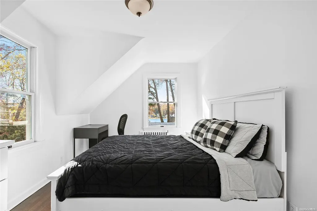 84 Prospect Road Centerport NY 11721