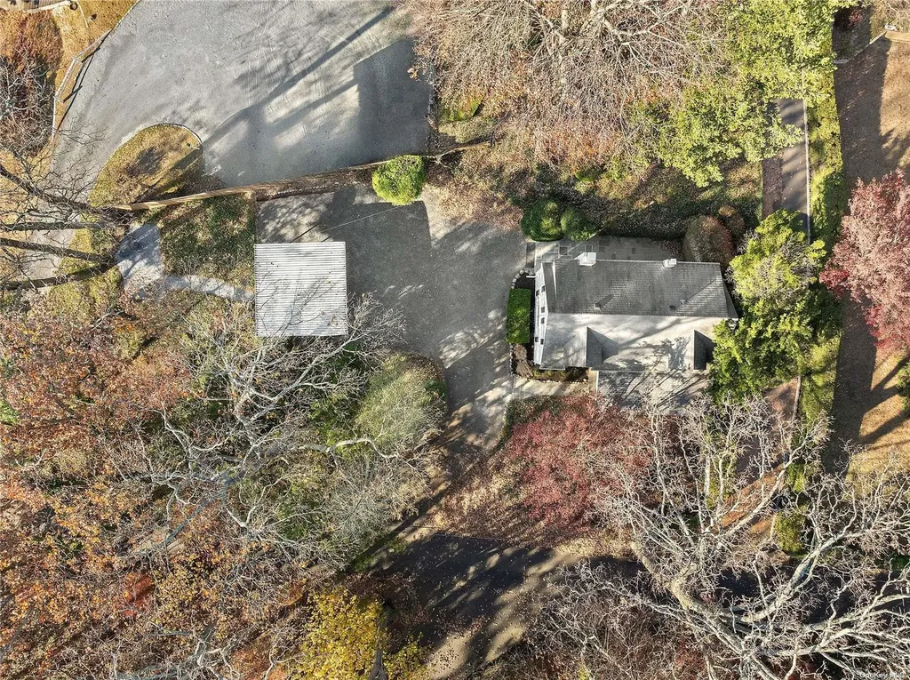 84 Prospect Road Centerport NY 11721