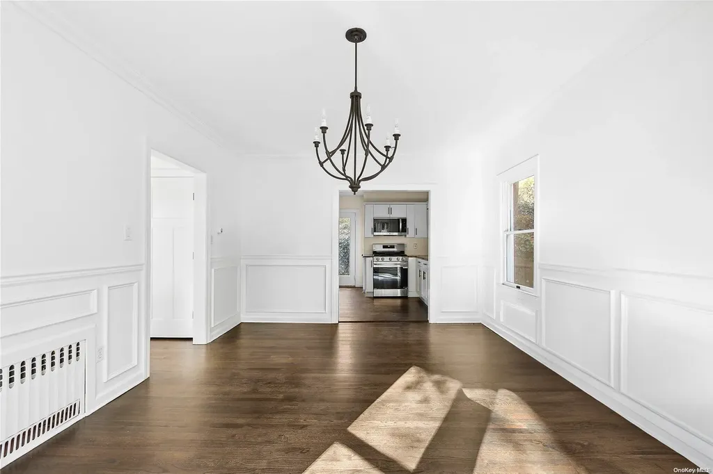 84 Prospect Road Centerport NY 11721