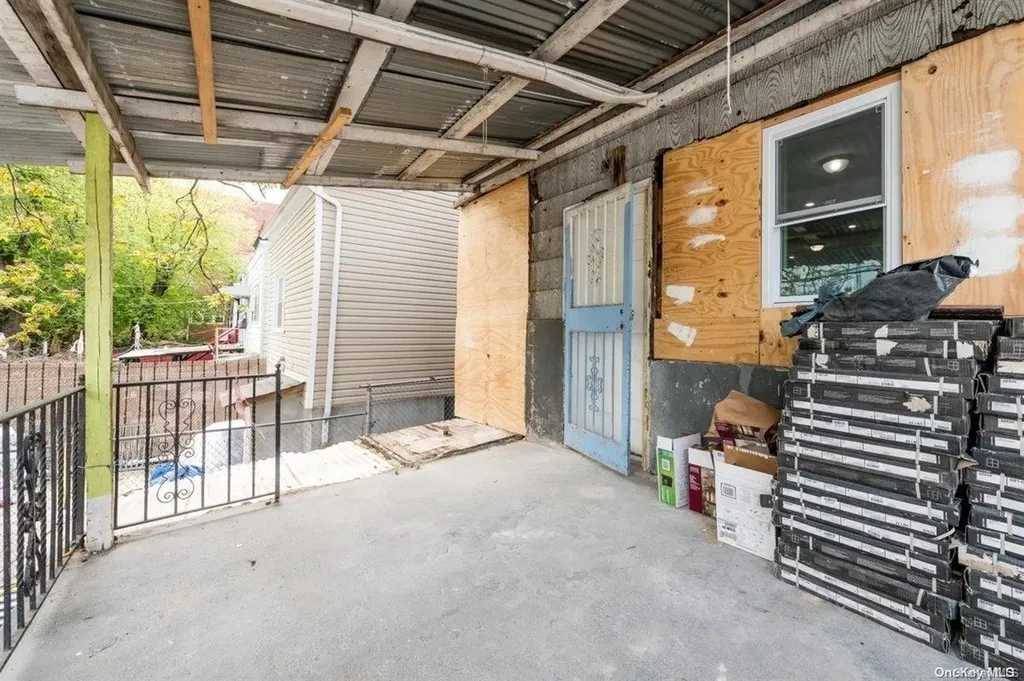225 Warwick Street Brooklyn NY 11207
