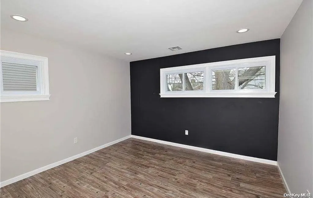 38 Hubbard Avenue Freeport NY 11520
