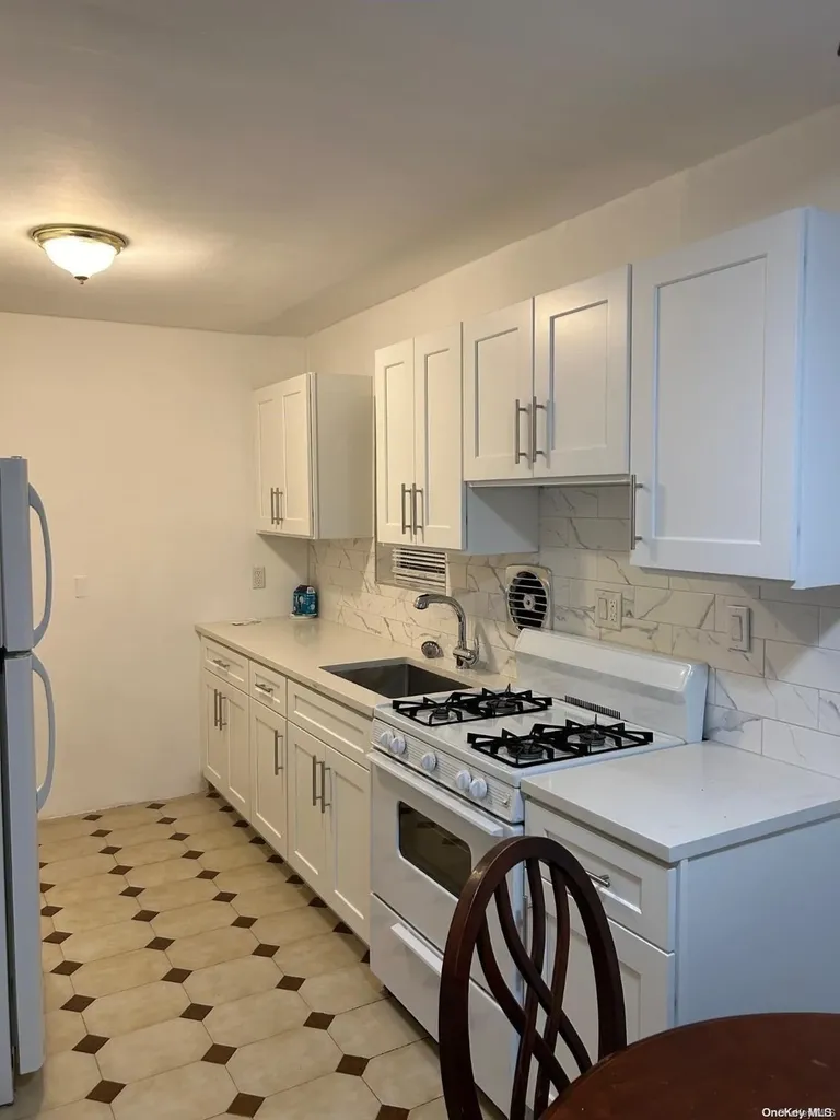 2139 W 10th Street Brooklyn NY 11223