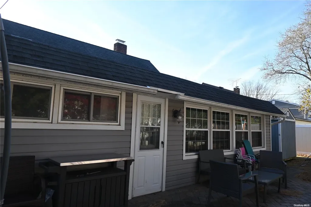 175 Willowood Drive Wantagh NY 11793