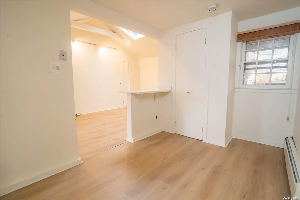 29 Harriet Lane Huntington NY 11743