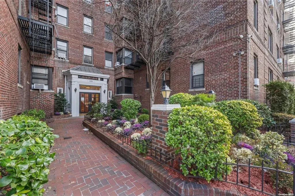 2375 Ocean Avenue Homecrest NY 11229