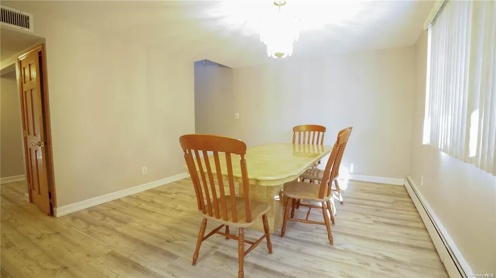 103 Tremont Road Lindenhurst NY 11757