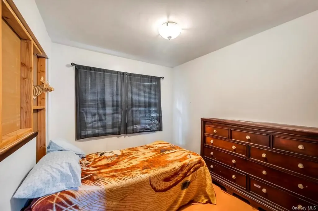 11 Dryden Avenue Coram NY 11727