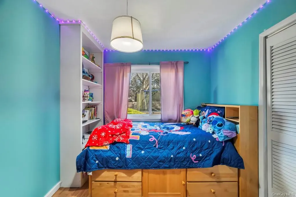 11 Dryden Avenue Coram NY 11727