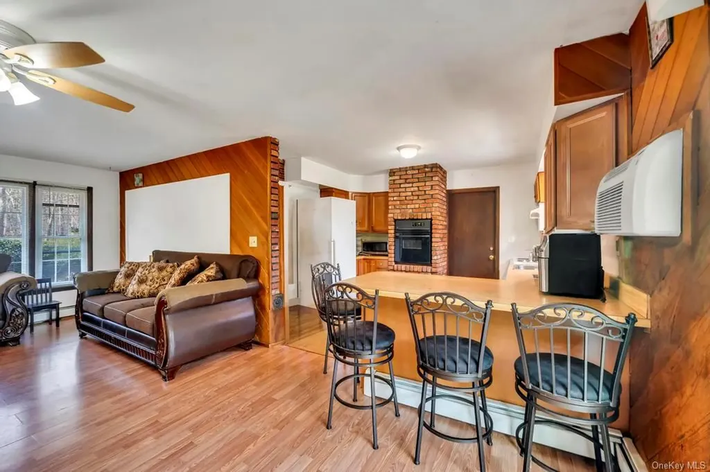 11 Dryden Avenue Coram NY 11727