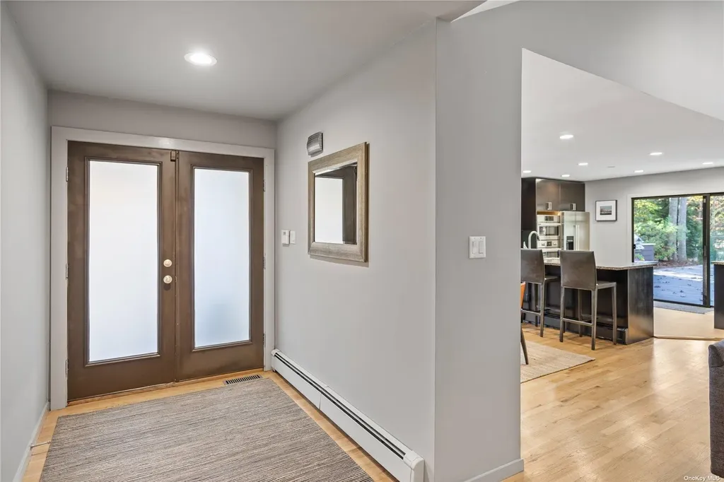 25 N Quarter Road Westhampton NY 11977