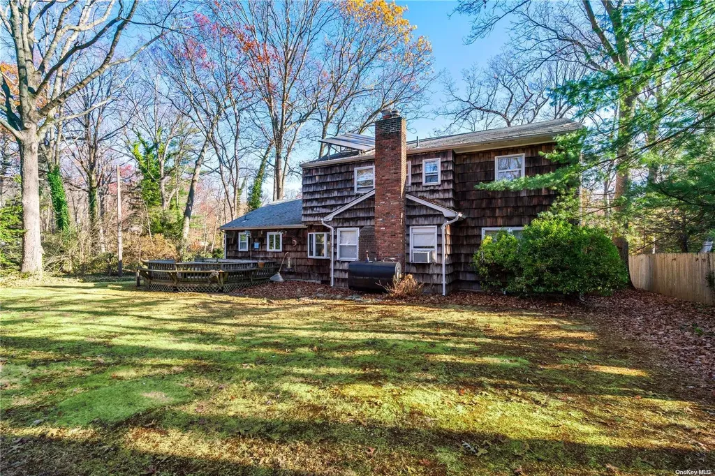 7 Oleander Drive Northport NY 11768