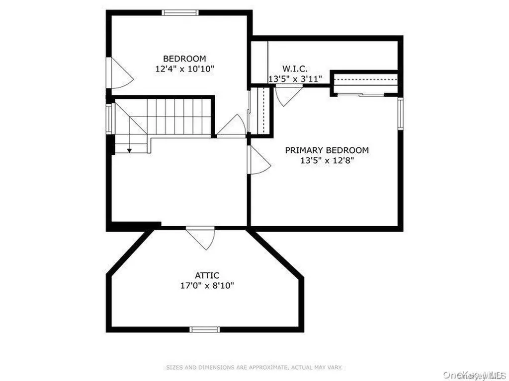 34 Maple Drive New Hyde Park NY 11040