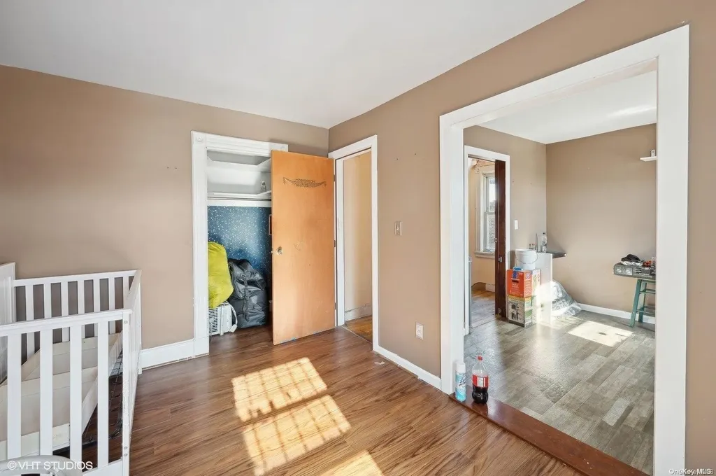2866 Middletown Road Bronx NY 10461