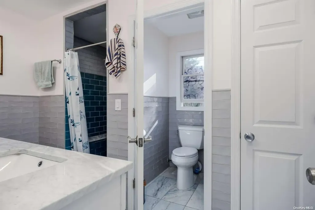 3 Earl Road Melville NY 11747