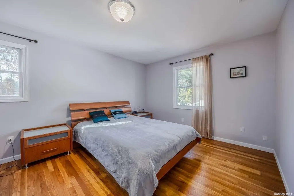 3 Earl Road Melville NY 11747