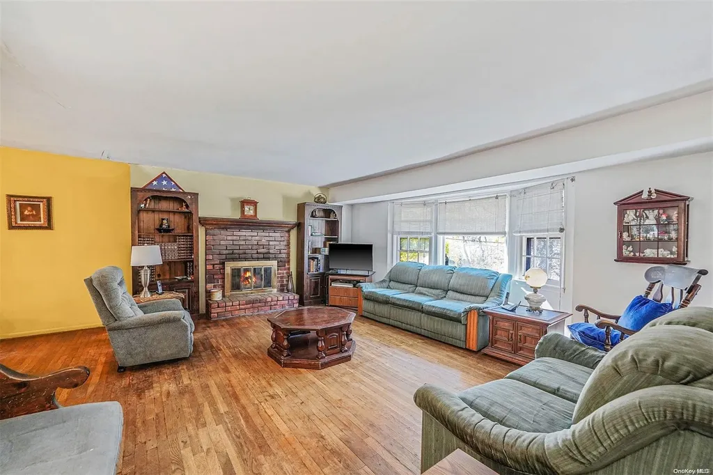 63 Sylvan Avenue Miller Place NY 11764