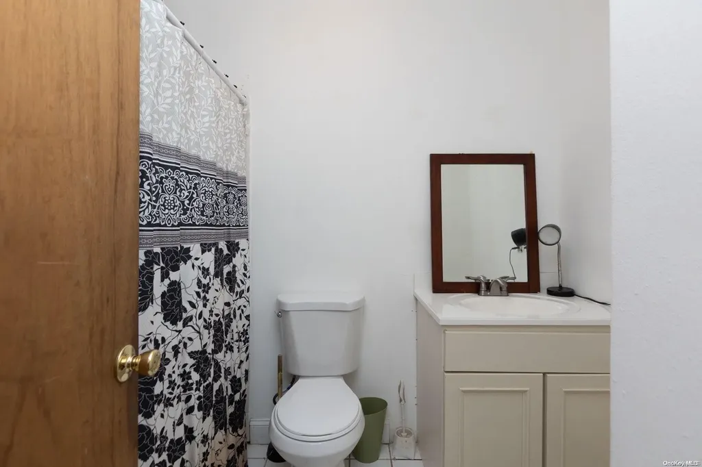 115 Norfleet Lane Coram NY 11727