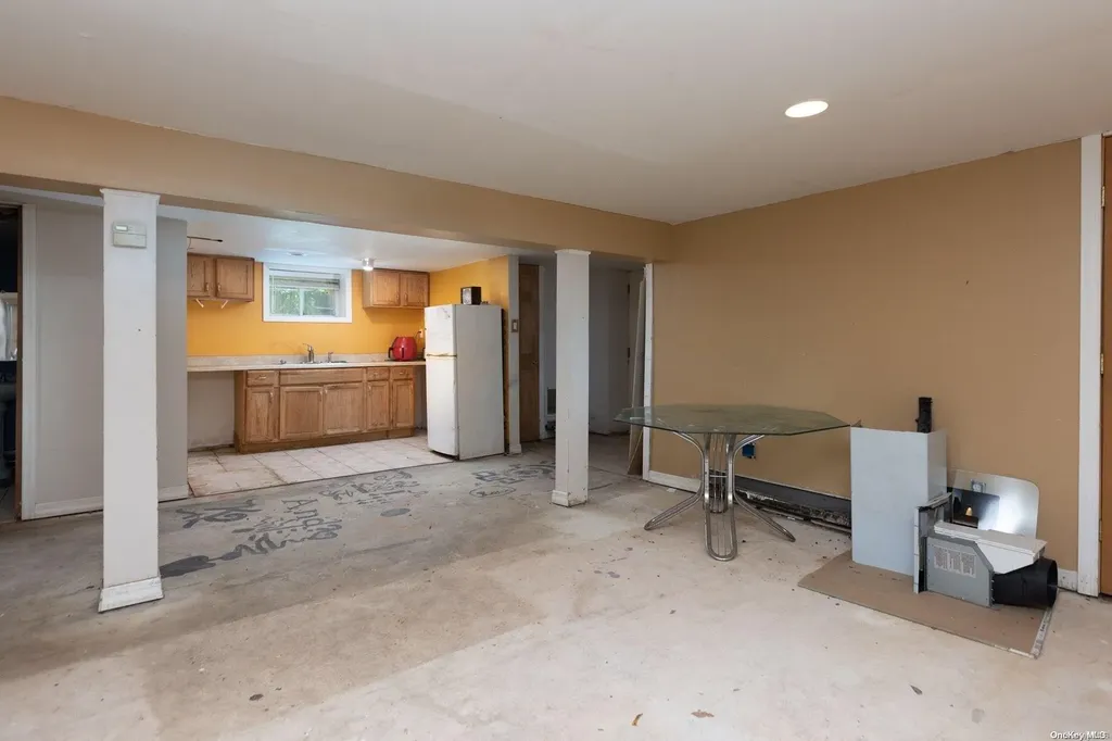 115 Norfleet Lane Coram NY 11727