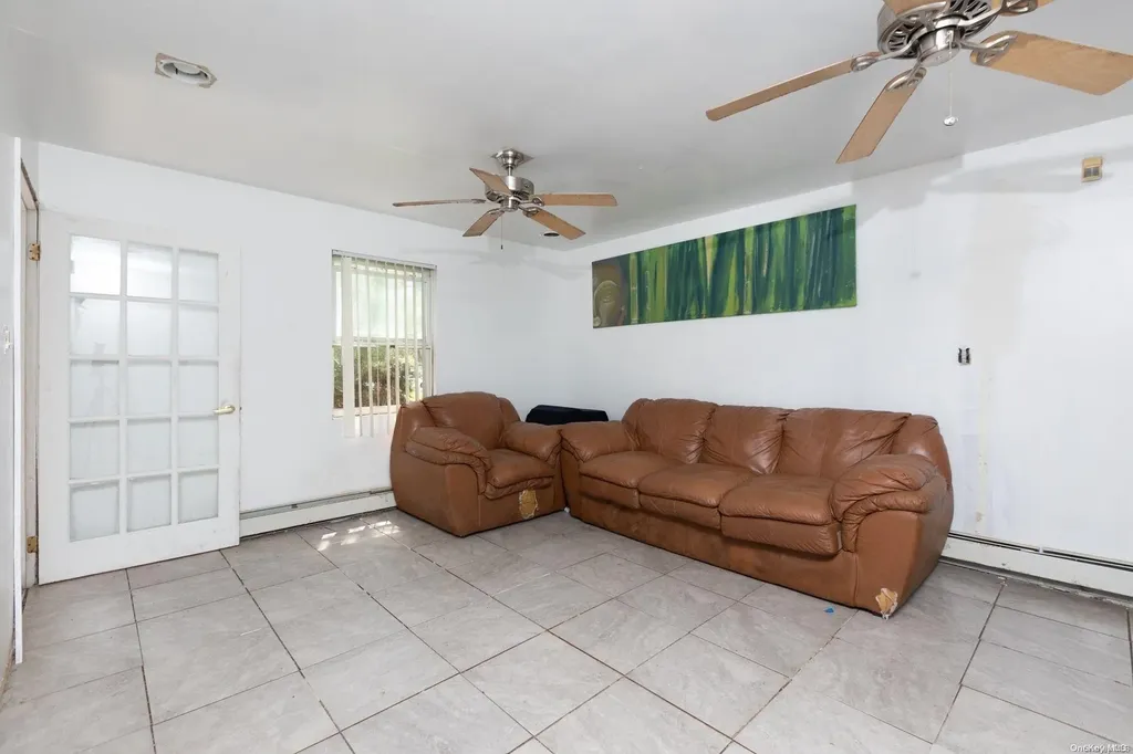 115 Norfleet Lane Coram NY 11727