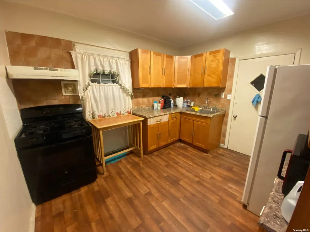 84-15 120th Street Kew Gardens NY 11415