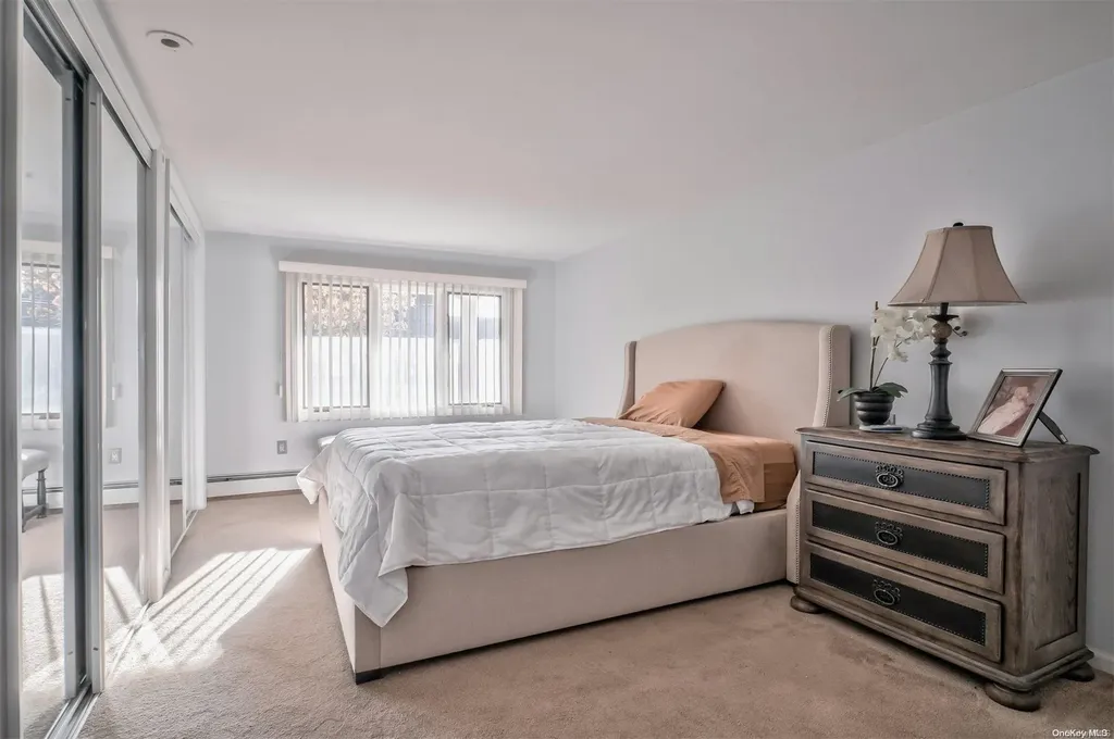 1 Jetmore Place Massapequa NY 11758