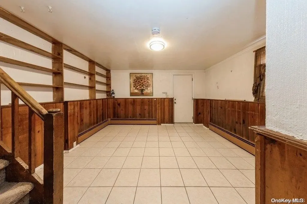 38 Hausch Boulevard Roosevelt NY 11575