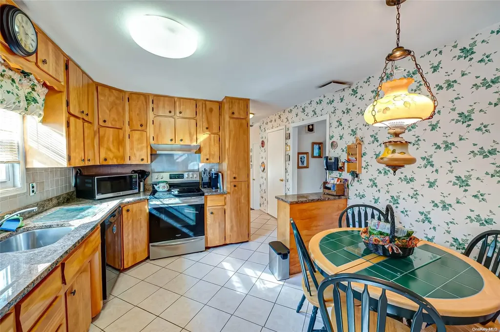 2370 Camp Avenue Merrick NY 11566