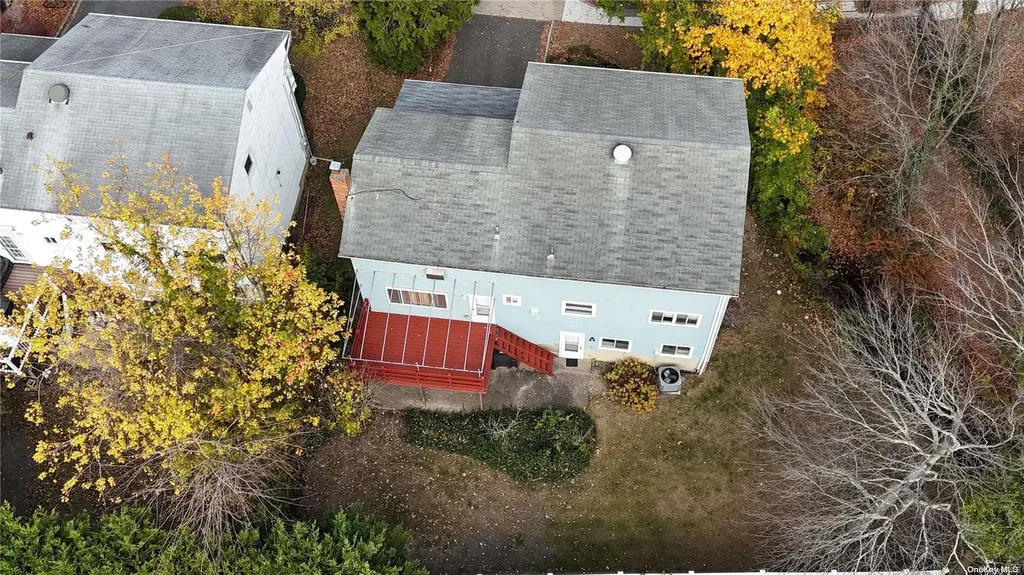 2370 Camp Avenue Merrick NY 11566