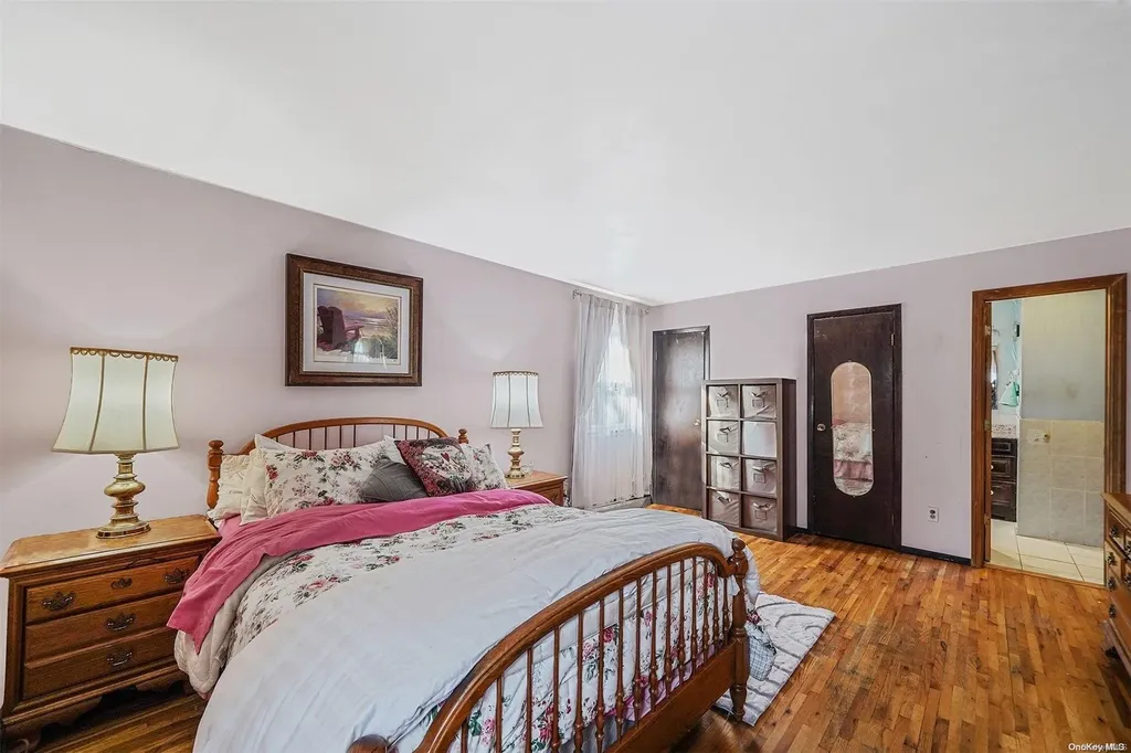10 Martha Lane Smithtown NY 11787
