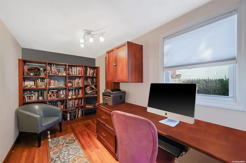 10 Martha Lane Smithtown NY 11787
