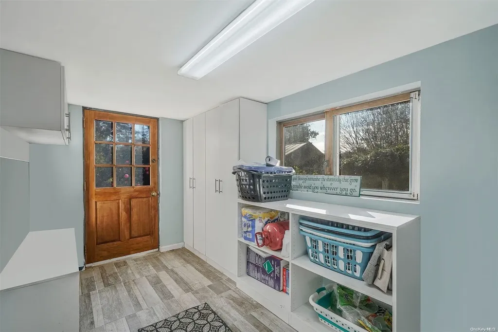 10 Martha Lane Smithtown NY 11787