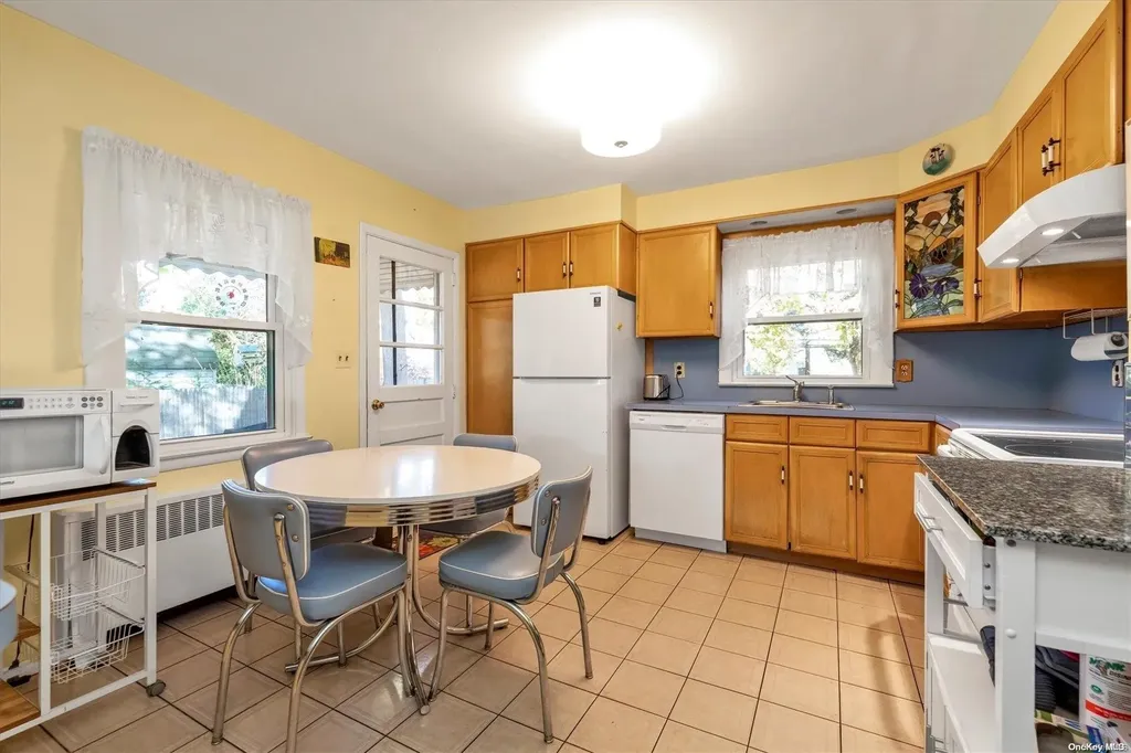 15 Georgetown Place Smithtown NY 11787