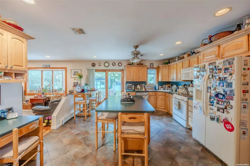 2777 Park Avenue Baldwin NY 11510
