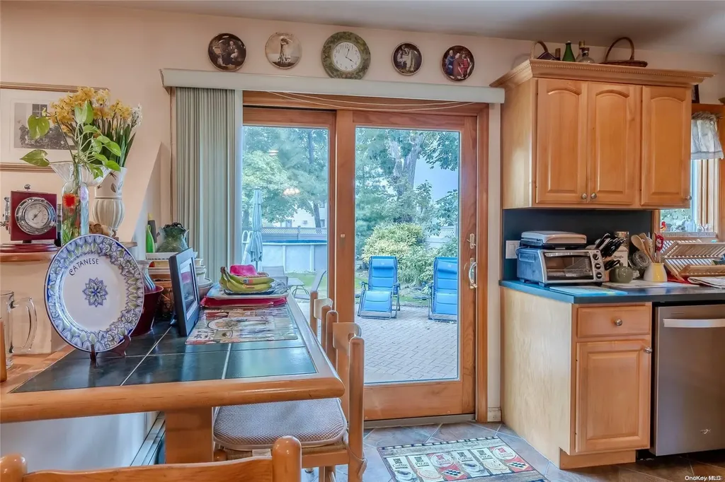 2777 Park Avenue Baldwin NY 11510