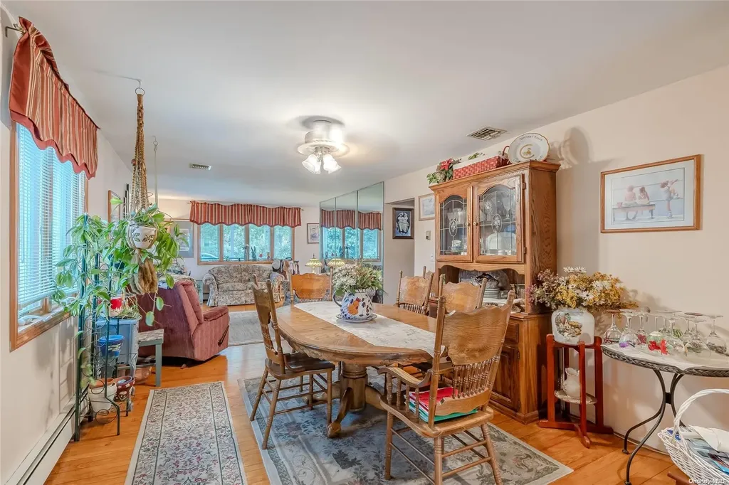 2777 Park Avenue Baldwin NY 11510