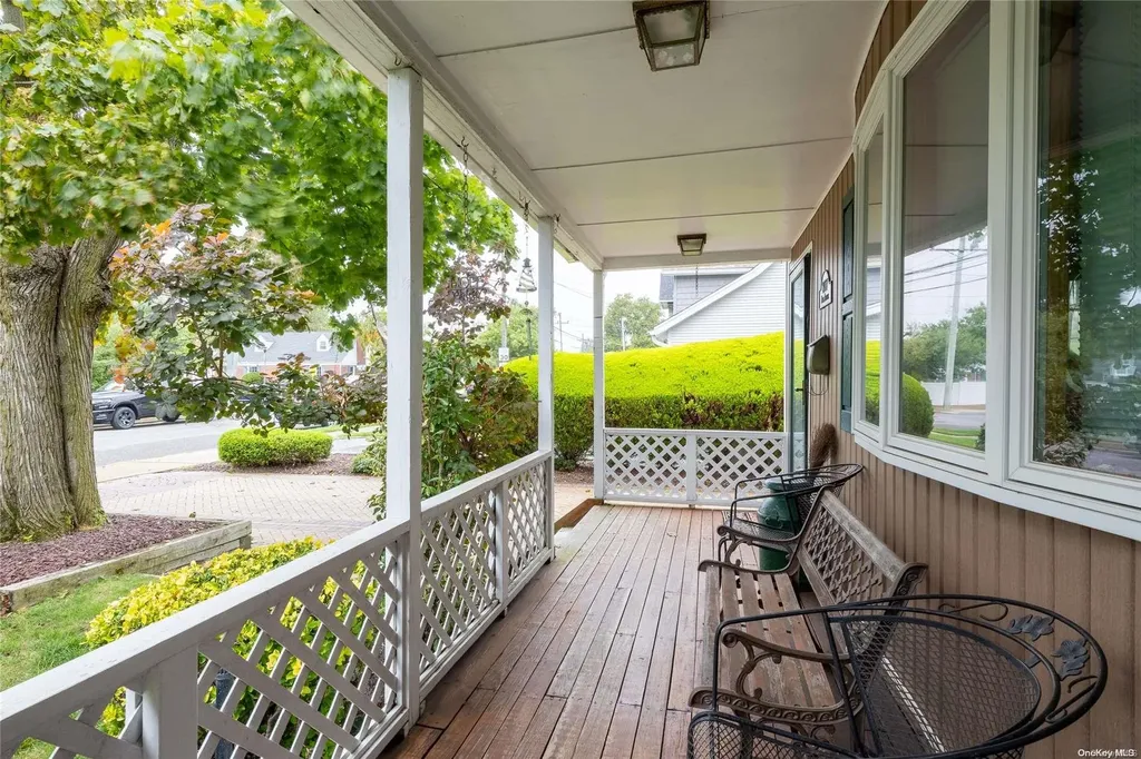 2777 Park Avenue Baldwin NY 11510