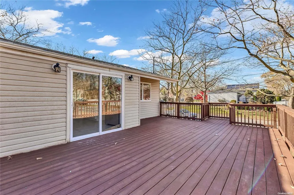 6 Pine Hill Lane Dix Hills NY 11746