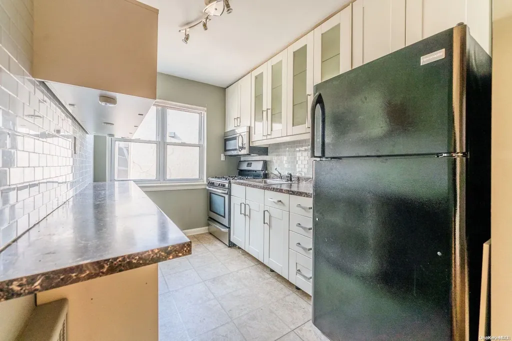 59-31 69th Lane Maspeth NY 11378