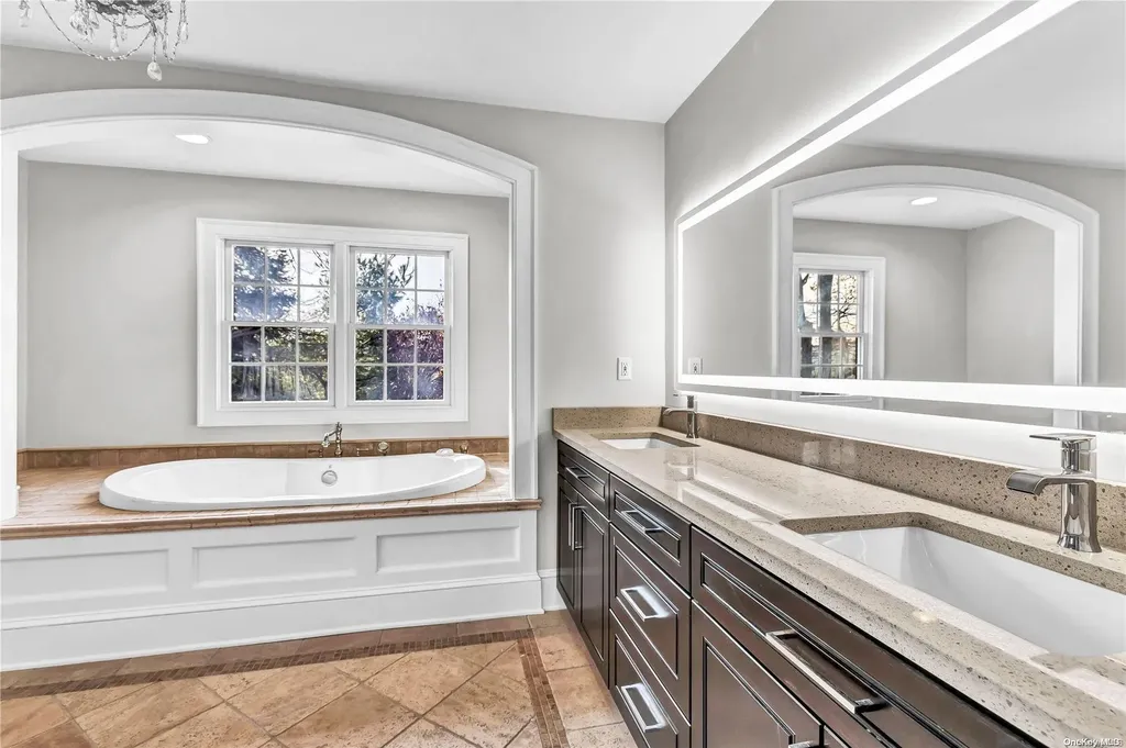 140 Melbury Road Babylon NY 11702
