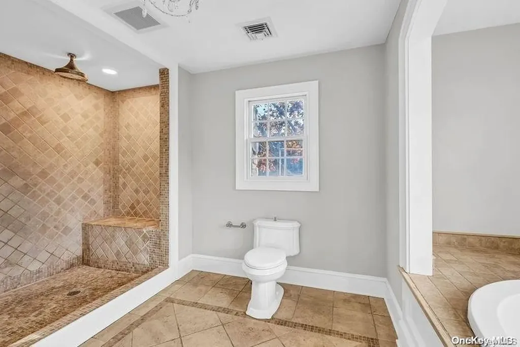 140 Melbury Road Babylon NY 11702