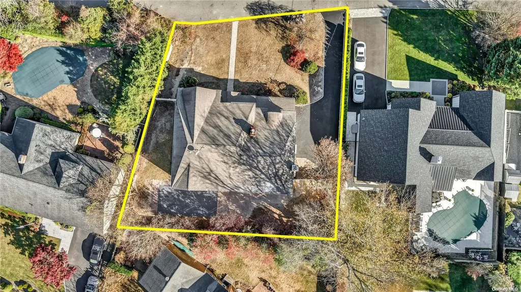 140 Melbury Road Babylon NY 11702