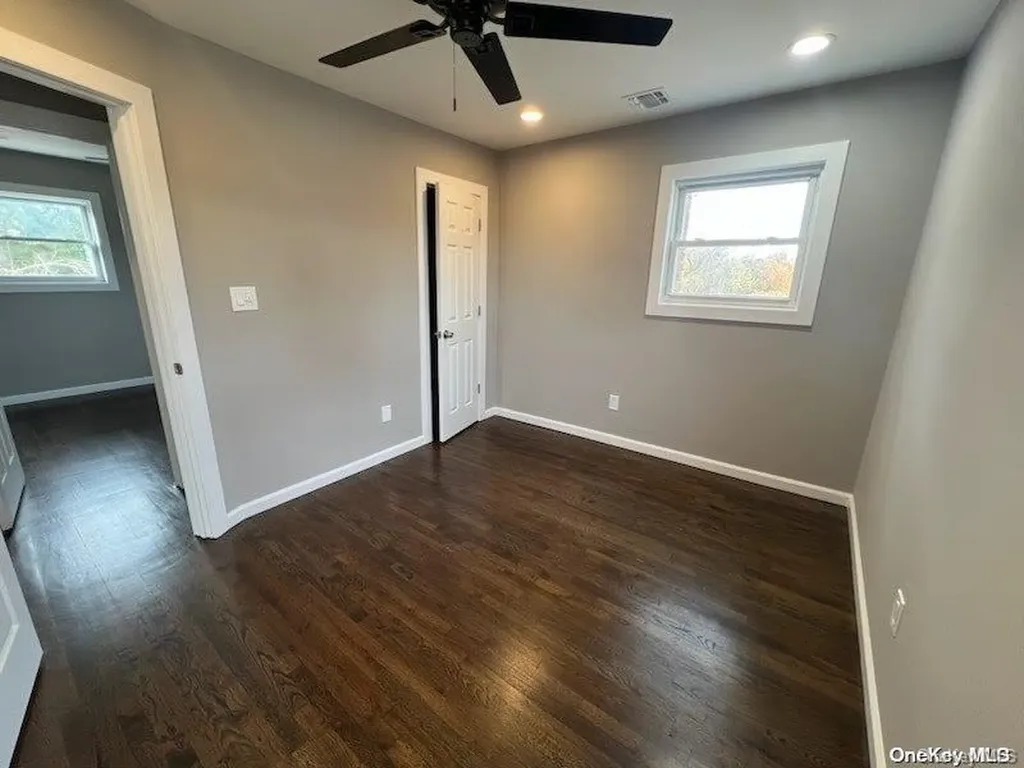 23 Julie Crescent Central Islip NY 11722