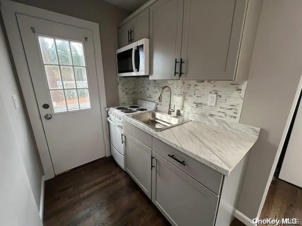 23 Julie Crescent Central Islip NY 11722