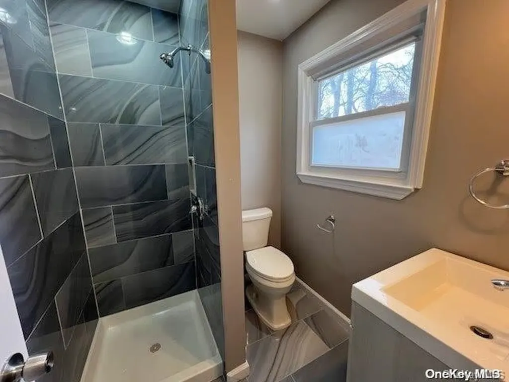 23 Julie Crescent Central Islip NY 11722
