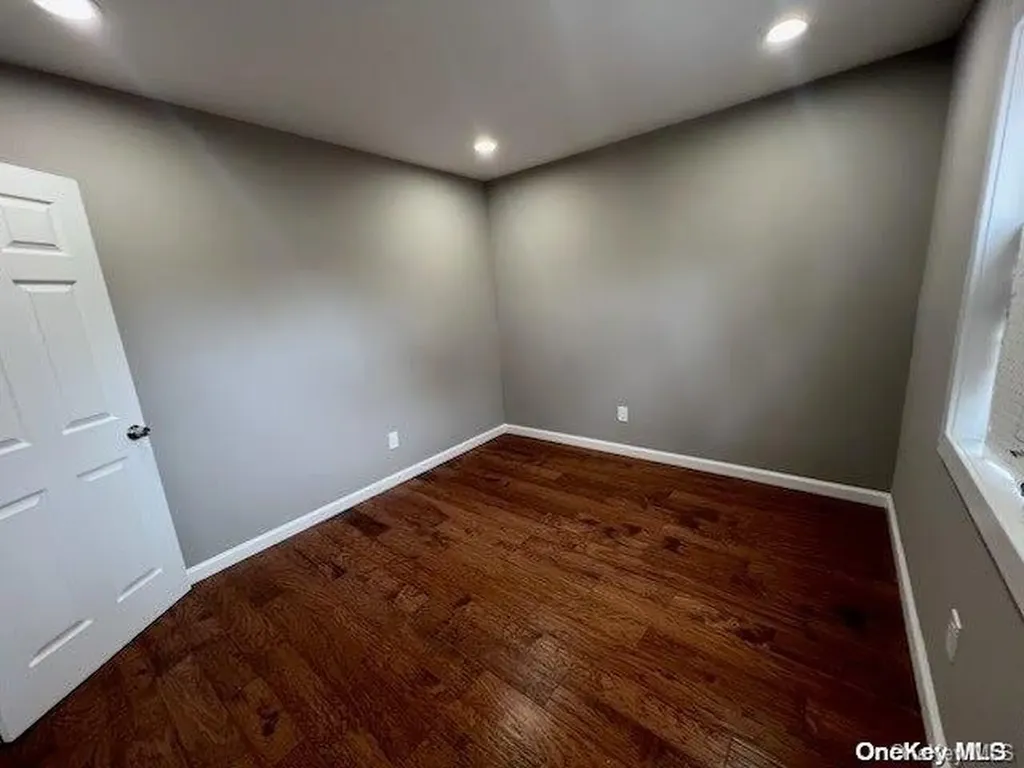 23 Julie Crescent Central Islip NY 11722