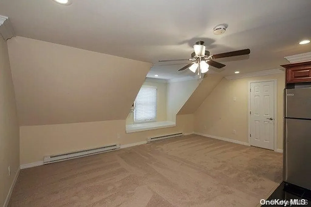 870 Little East Neck Road West Babylon NY 11704