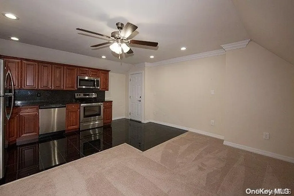 870 Little East Neck Road West Babylon NY 11704